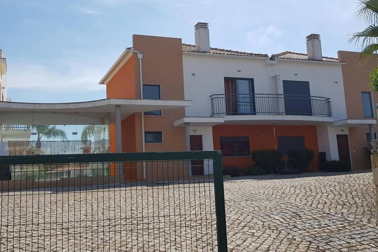Jardins De Pera Vila M 0*,  פורטוגל