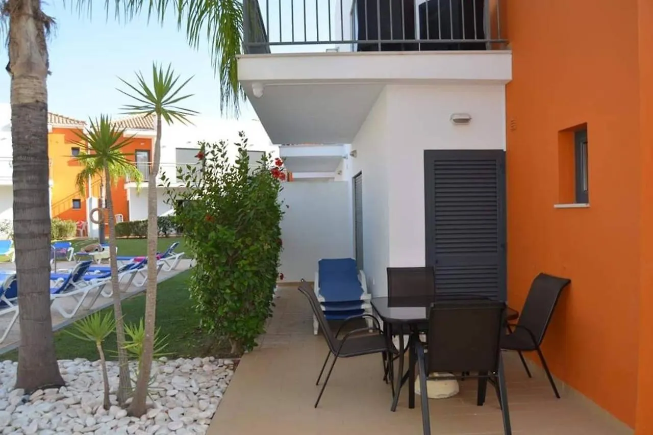 Jardins De Pera Vila M בית נופש