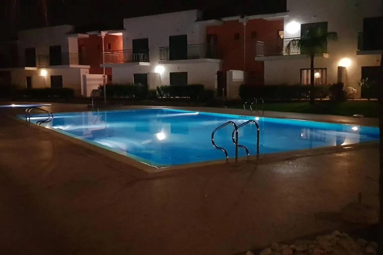 Jardins De Pera Vila M 0*,  פורטוגל